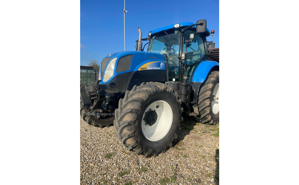 New Holland T6070 Used - 3