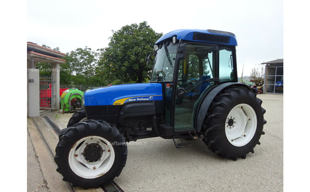 New Holland TN 95 Used - 4