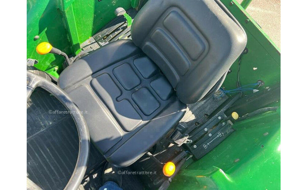 John Deere 5055 E Usato - 9