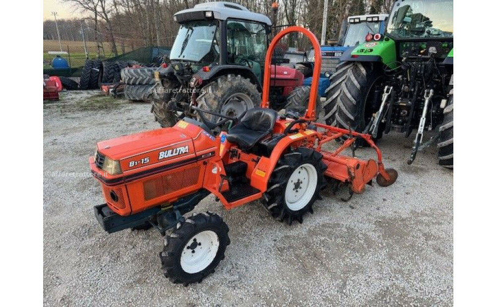 Kubota Bulltra B1 15 with hoe Used - 2