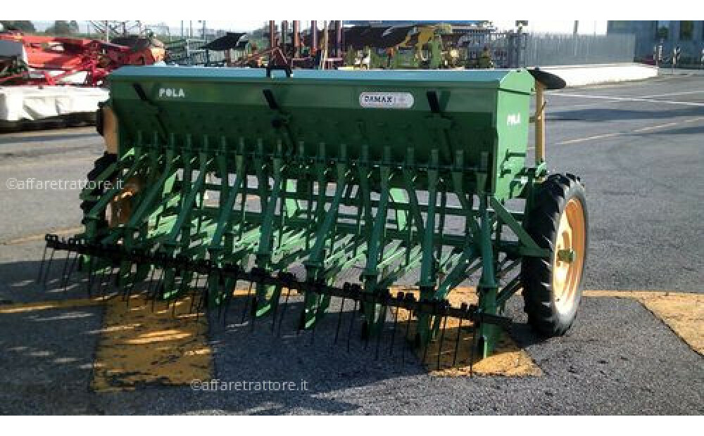 ASSORTMENT OF USED WHEAT SEEDERS VARIOUS MODELS - 4