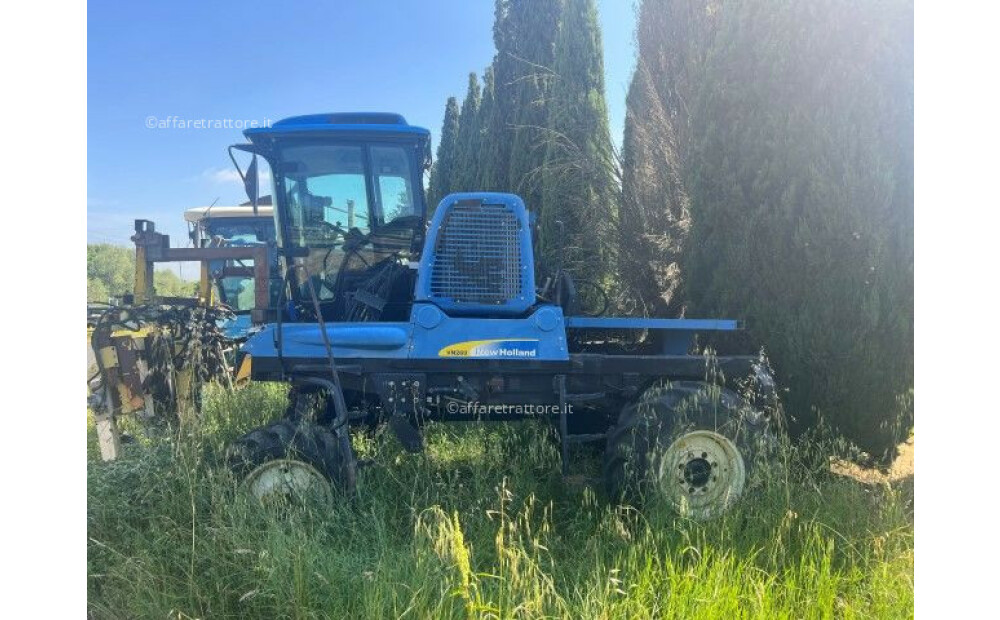 New Holland VN 260 + vendemmiatrice + lamette Used - 2