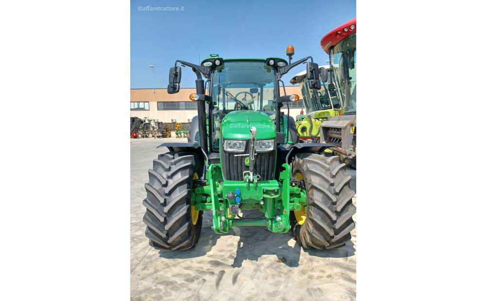 John Deere 5125R Used - 3