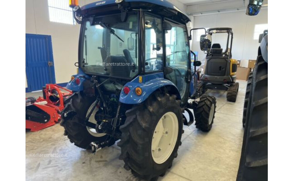 New Holland BOOMER 50 CAB New - 4