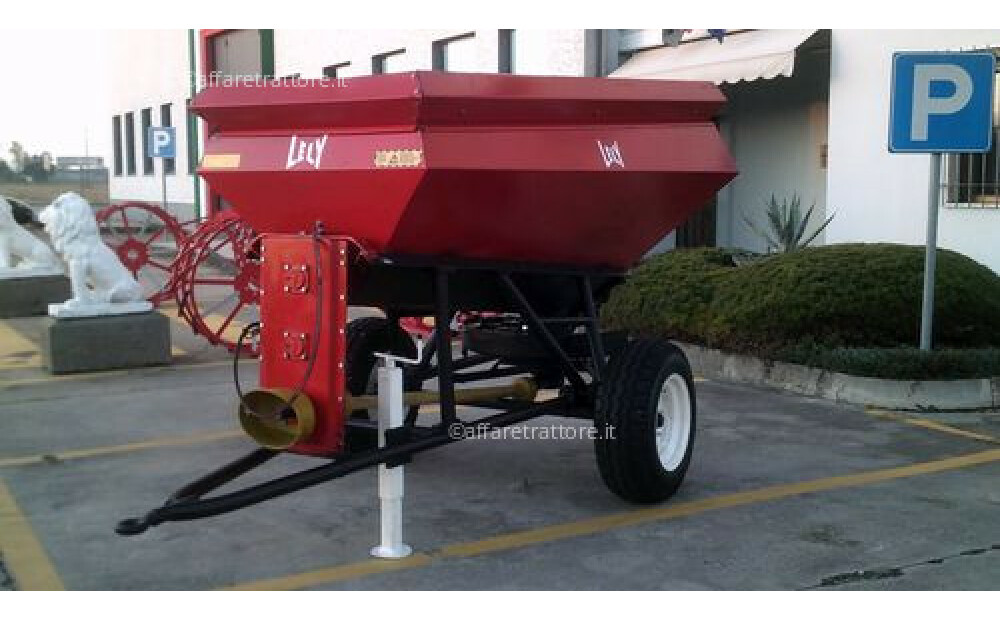 USED LELY L2500L TRAILER SPREADER - 2