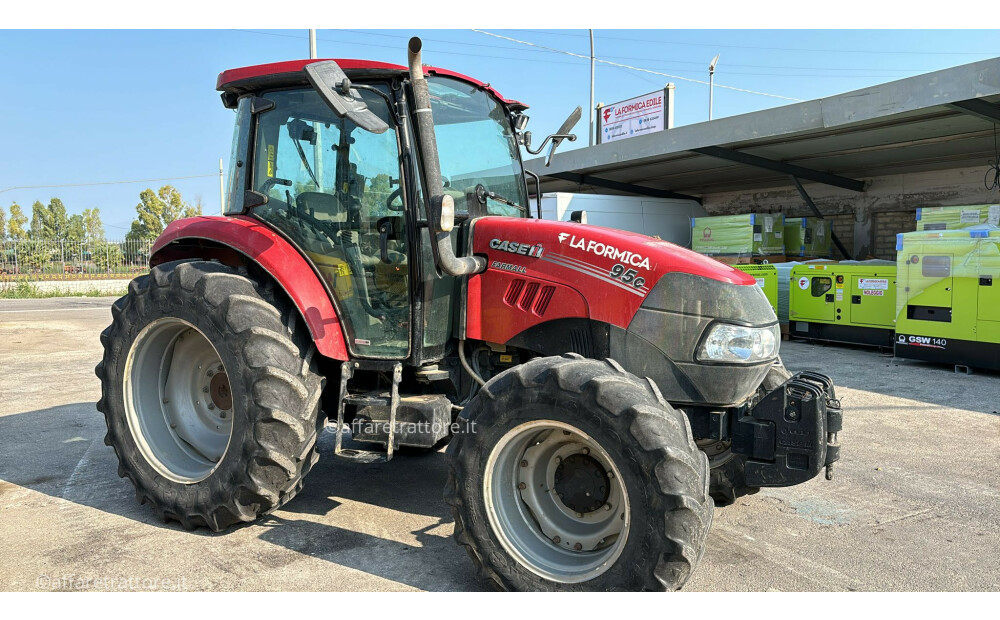 Case-Ih FARMALL 95 Used - 1