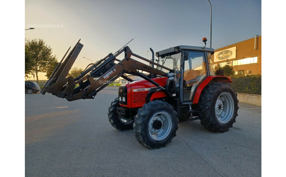 Massey Ferguson 4245 Used - 2