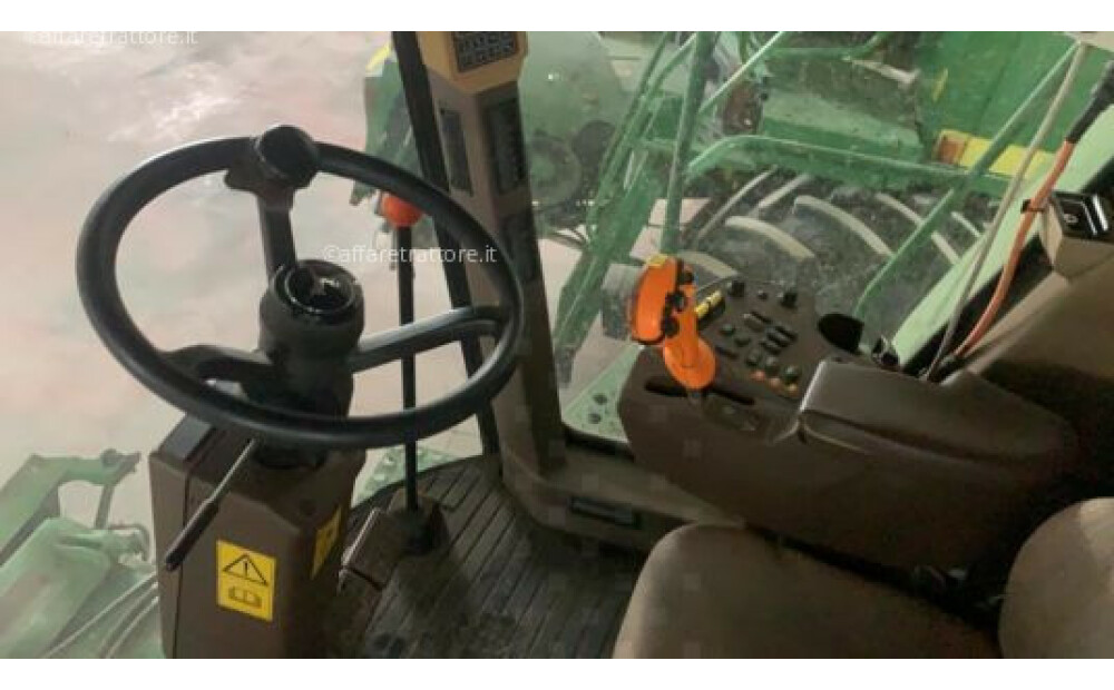 John Deere 9780 CTS HILLMASTER Used - 8