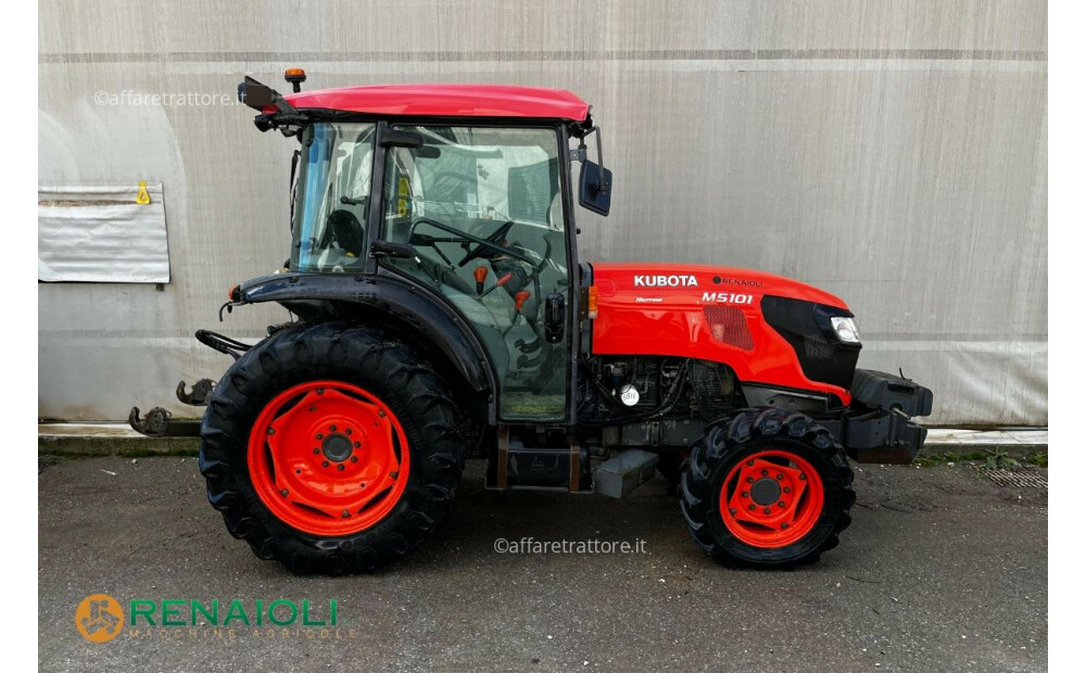 Kubota WHEELED TRACTOR 105 HP M5101 DTNQ KUBOTA (KE8469) Used - 5