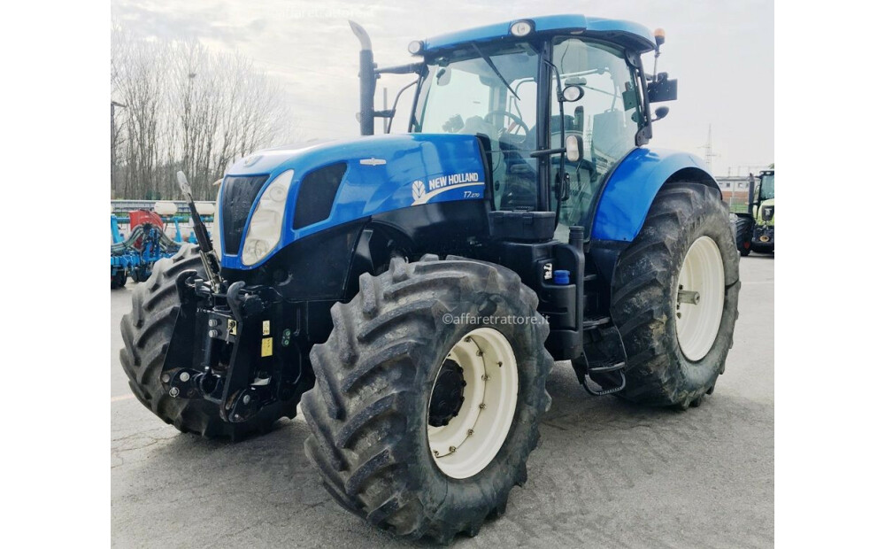 New Holland T7.270 Used - 2