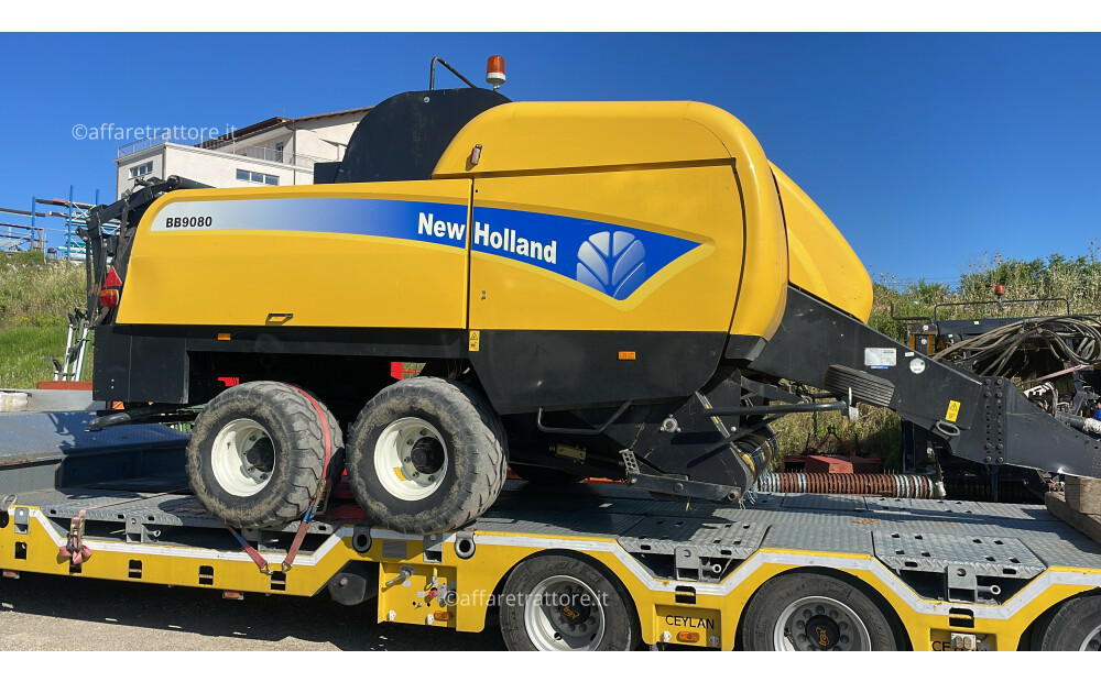 New Holland BB 9080 Used - 1