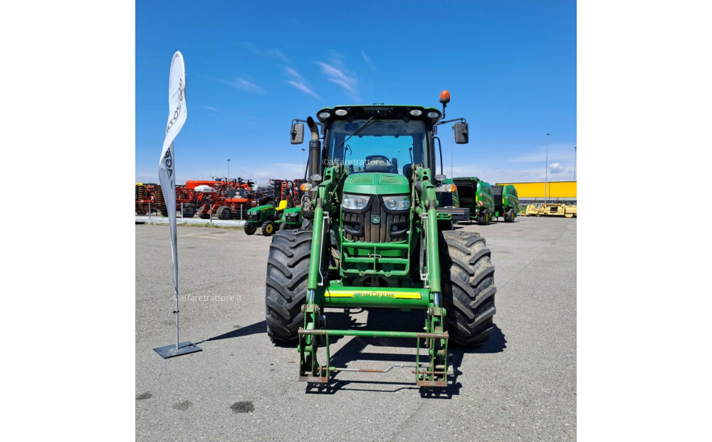 John Deere 6125R Used - 3