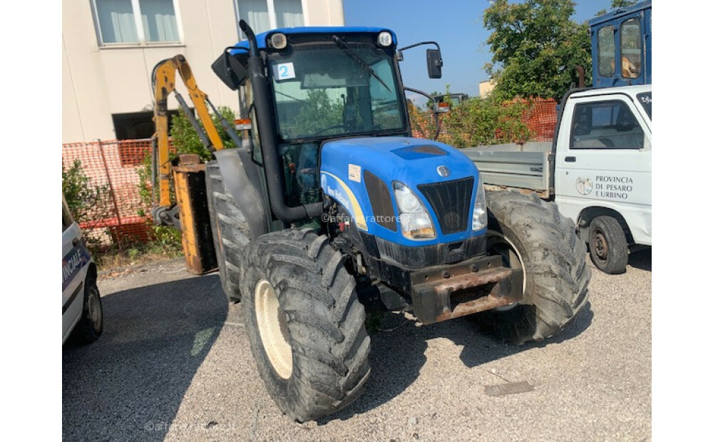 New Holland T4050 Used - 2