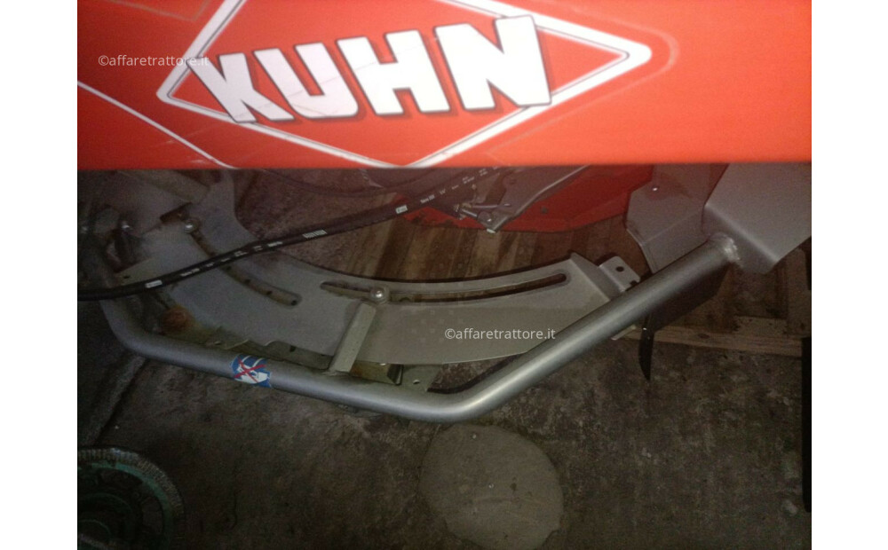 Kuhn AXIS 20.1 Used - 4