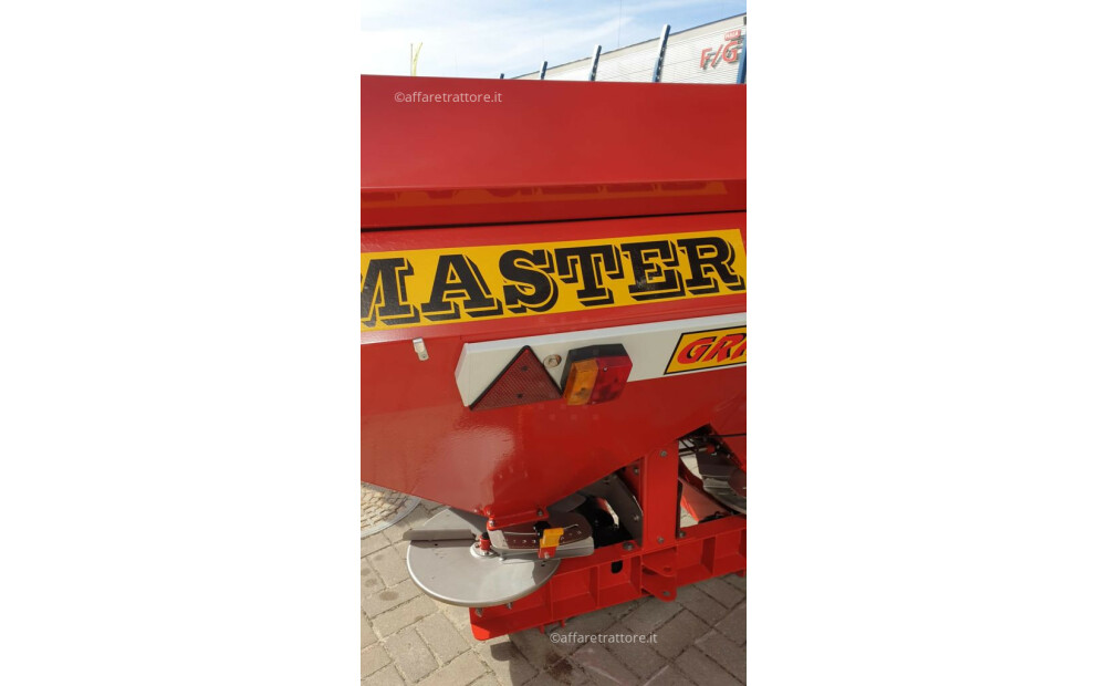 Grass-Rol Fertilizer spreader MASTER 1200l - 1