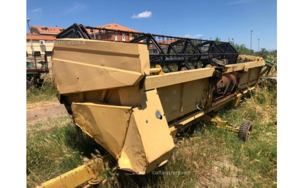 New Holland TX 68 Used - 6