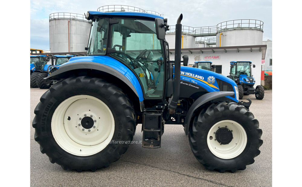 New Holland T5 Electro Command Used - 3