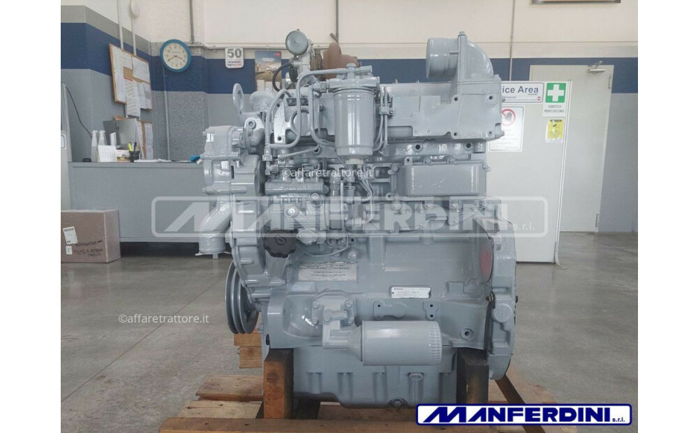 Motore Perkins 1104D-44TA completo usato Usato - 3