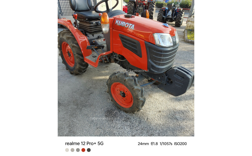 Kubota B1121 Used - 13