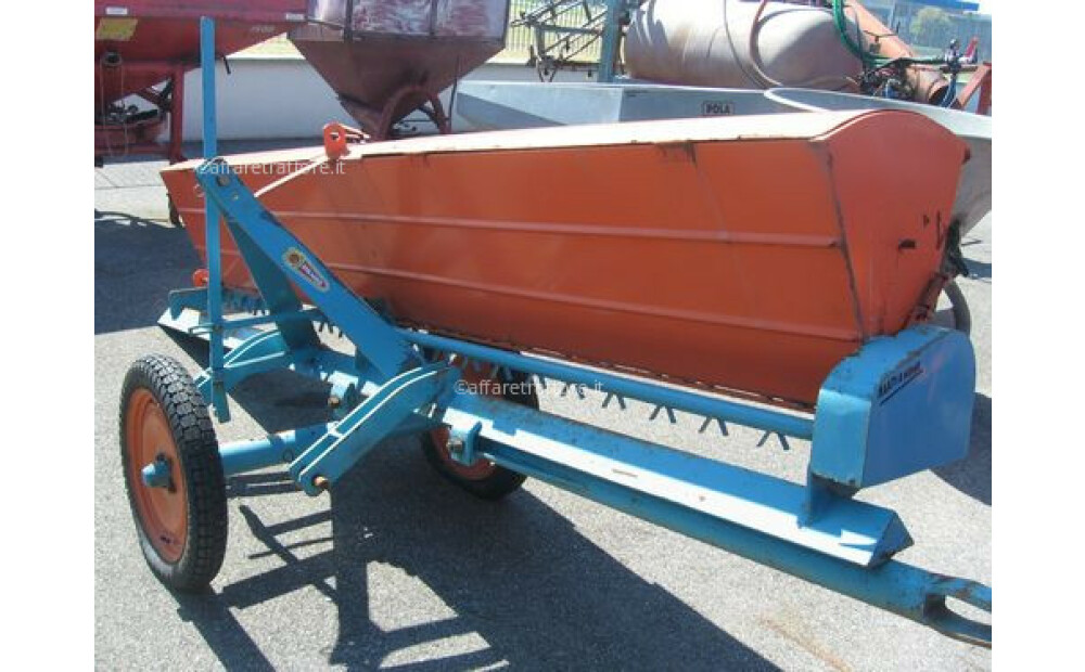 USED SPEDO TROLLEY-MOUNTED FERTILIZER/SALT SPREADER - 1