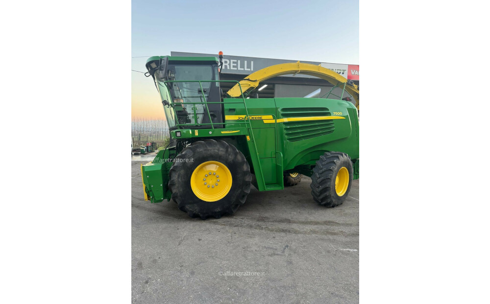 John Deere 7500 4 ruote motrici Used - 2