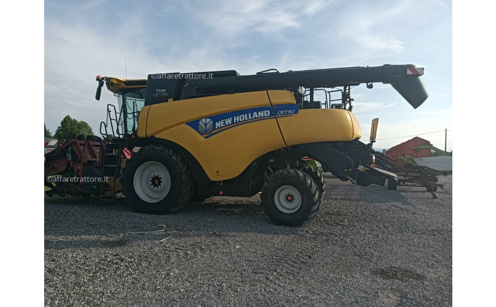 New Holland CR 7.90 Usato - 7