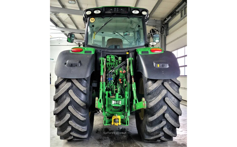 John Deere 6215 R | 215 HP - 4