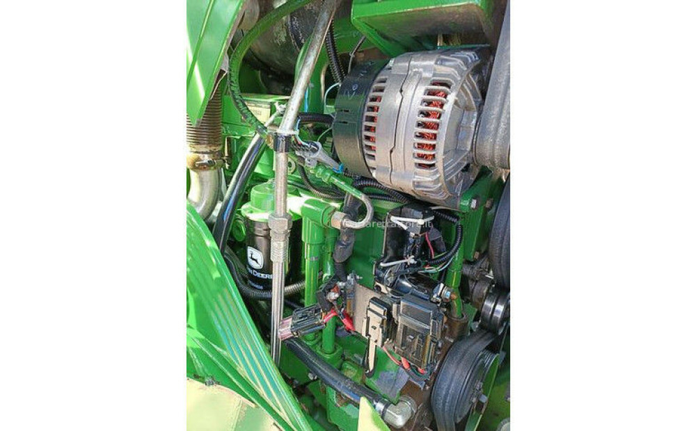 John Deere 5820 Used - 6