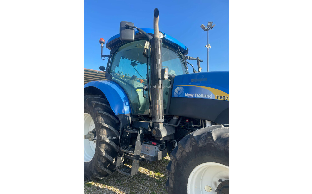 New Holland T6070 Used - 11