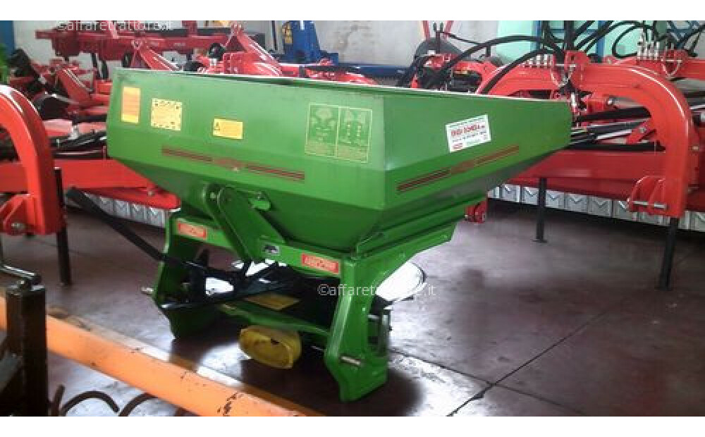 USED EUROSPAND 833.E MOUNTED FERTILIZER SPREADER - 2