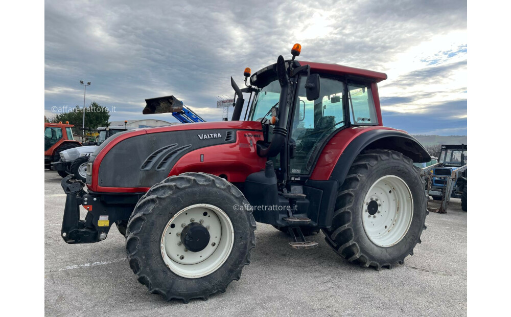 Valtra T132 Used - 6