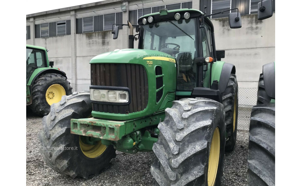 John Deere 7530 Used - 3