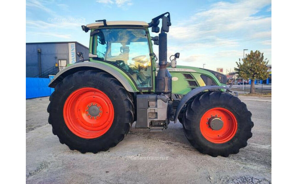 Fendt 724 Vario Used - 4