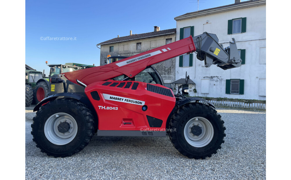 MASSEY FERGUSON th 8043 Used - 8