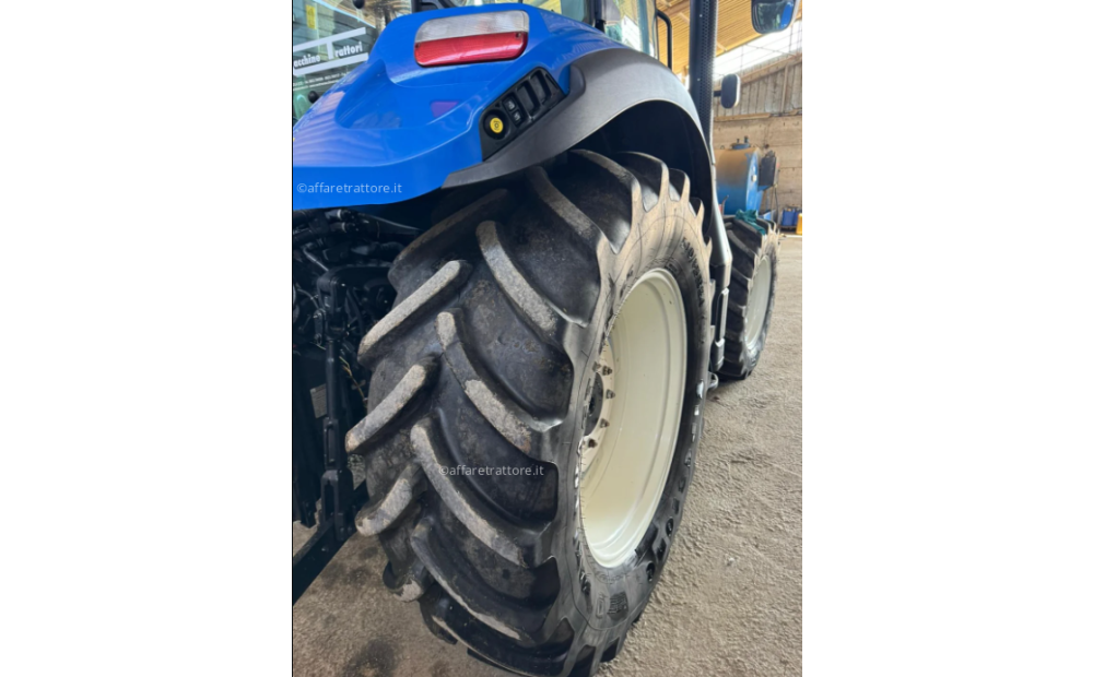 New Holland T5.120 Used - 6