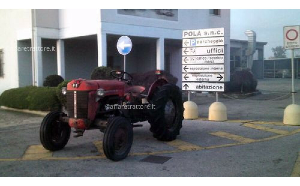 VINTAGE AGRICULTURAL TRACTORS - ASSORTMENT - 4