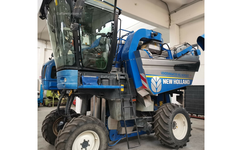 New Holland BRAUD 9090L Used - 1