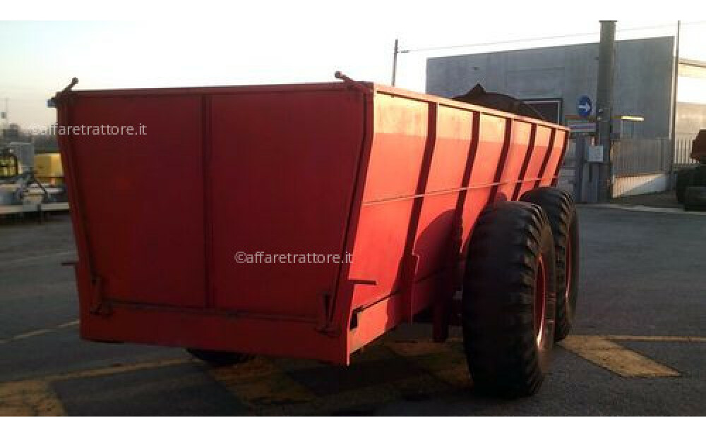 USED BOSSINI MANURE SPREADER - 3