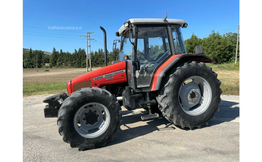 Massey Ferguson 4255 Used - 2