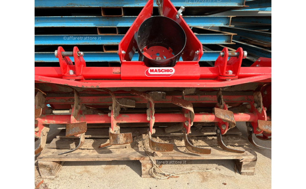 Second Hand Maschio Gaspardo W 145 - 1