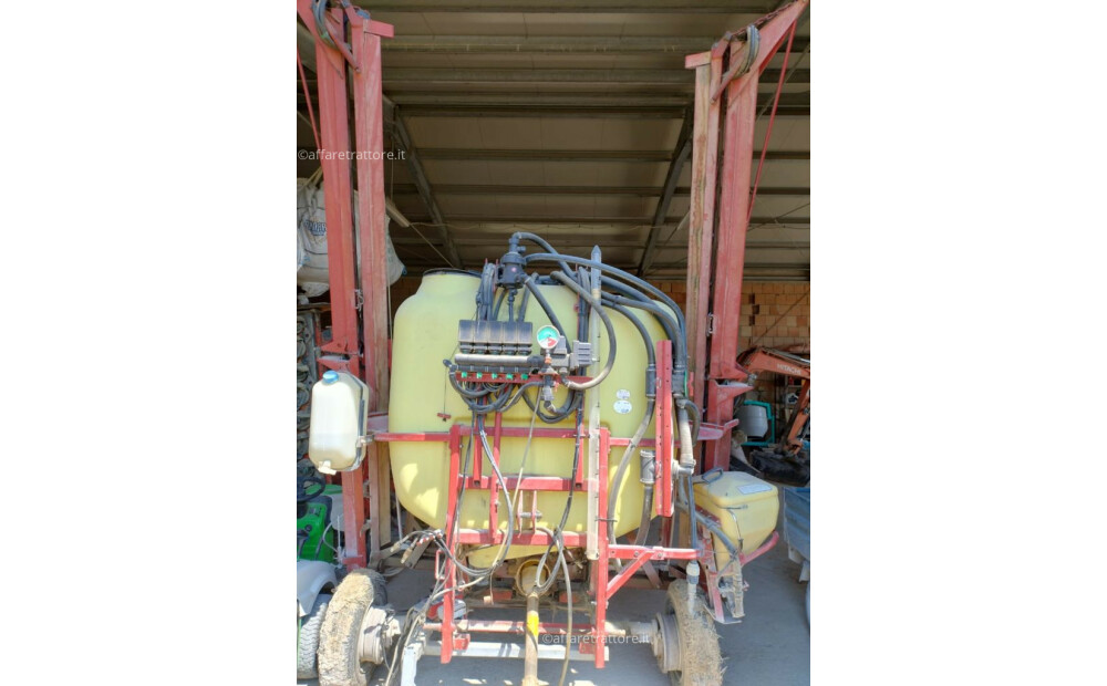 Hardi LX 1000 Used - 3