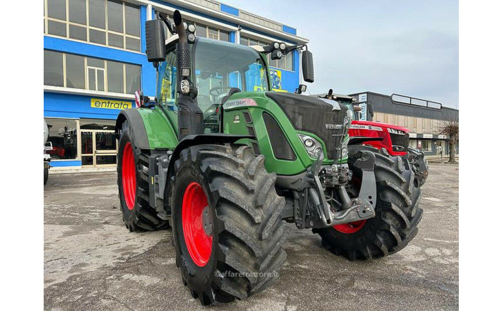 Fendt 724 Vario Used - 3