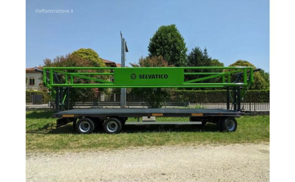 Selvatico 3 axles with hydraulic sides New - 1