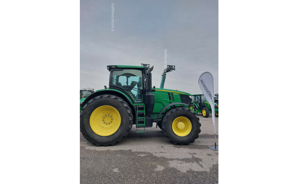 John Deere 6230R Used - 4