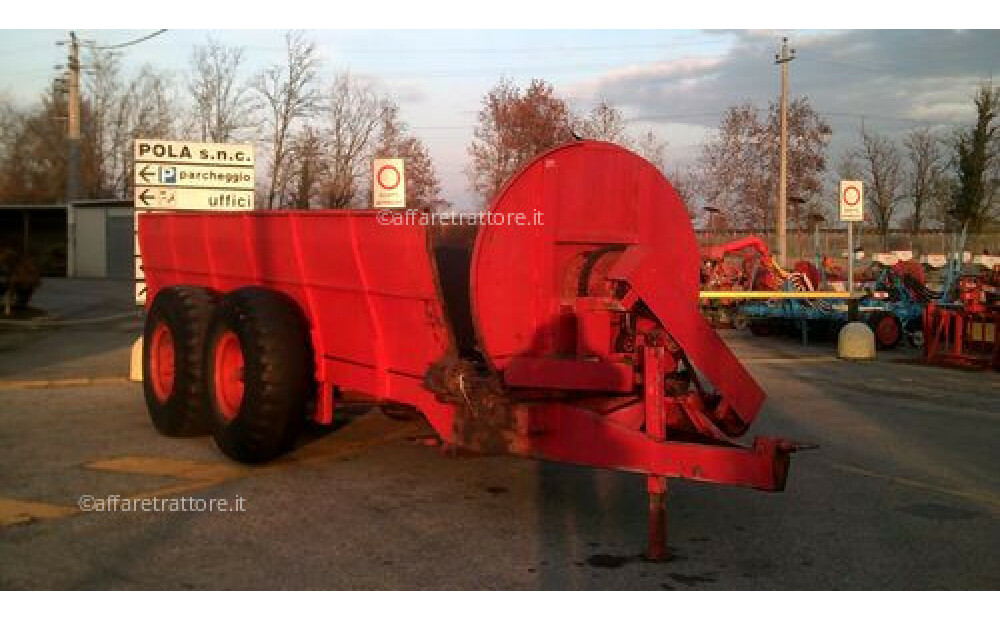 USED BOSSINI MANURE SPREADER - 1