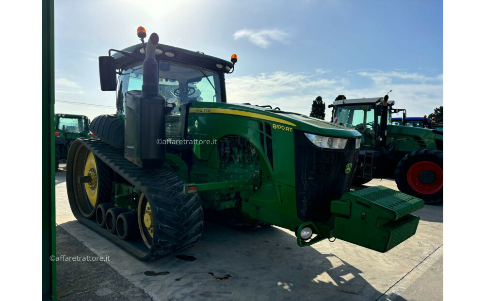 John Deere 8370RT Used - 4