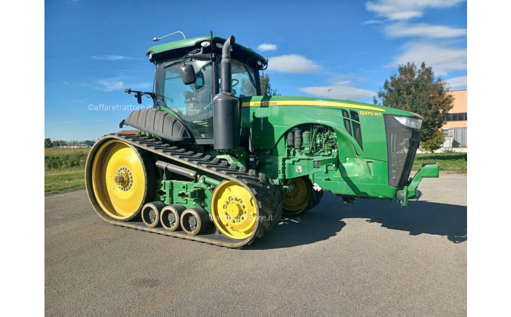 John Deere 8370 RT Used - 2