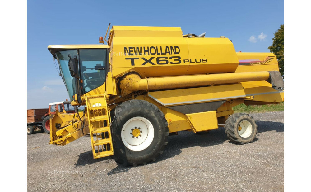 New Holland TX 63 Used - 1