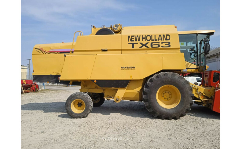 New Holland TX63 Used - 3