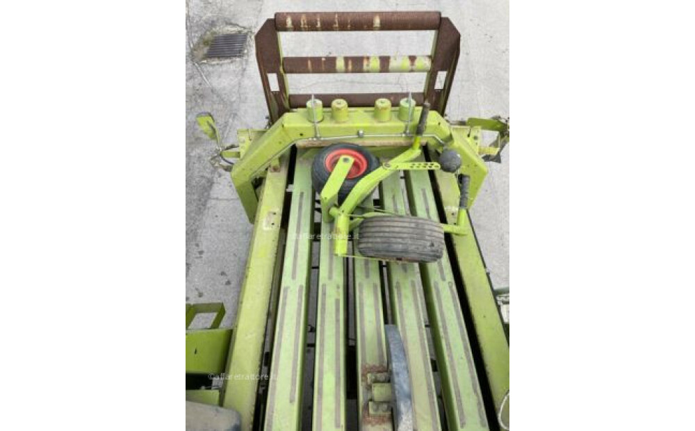 Claas QUADRANT 2200 Used - 11